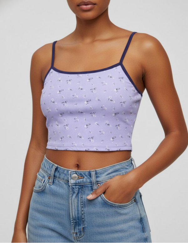 19 Top de Tirantes Floral Lila Estilo 90s
